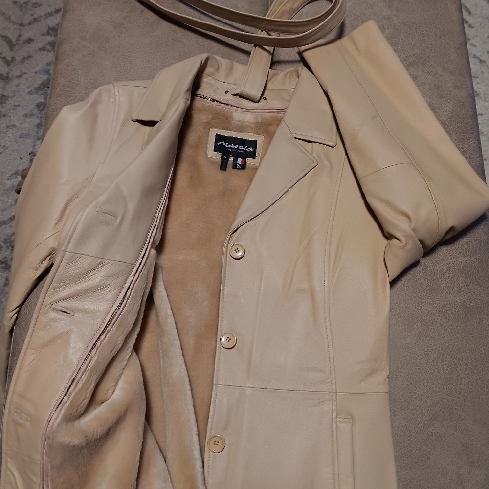 Women's Tan Leather Jacket